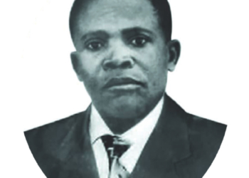 Randolph Ayinon DOSSOU : Biographie