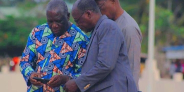 𝐃𝐞𝐮𝐱 𝐡𝐨𝐦𝐦𝐞𝐬, 𝐮𝐧𝐞 𝐯𝐢𝐬𝐢𝐨𝐧 : 𝐥’𝐚𝐯𝐞𝐧𝐢𝐫 𝐝𝐞 𝐍𝐎𝐍𝐕𝐈𝐓𝐂𝐇𝐀 𝐞𝐧 𝐦𝐚𝐫𝐜𝐡𝐞